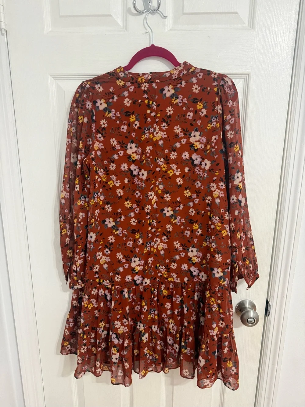 Ann Taylor Rust Floral Tiered V-Neck Mini Long Sleeve Dress - Picture 4 of 4